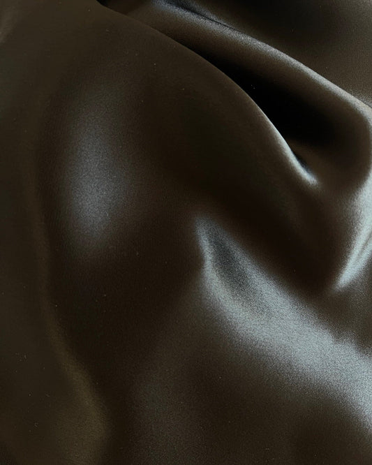 Selma Pant in Satin